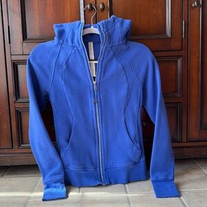 Lululemon Scuba Hoodie - Blazer Blue - Gently Used